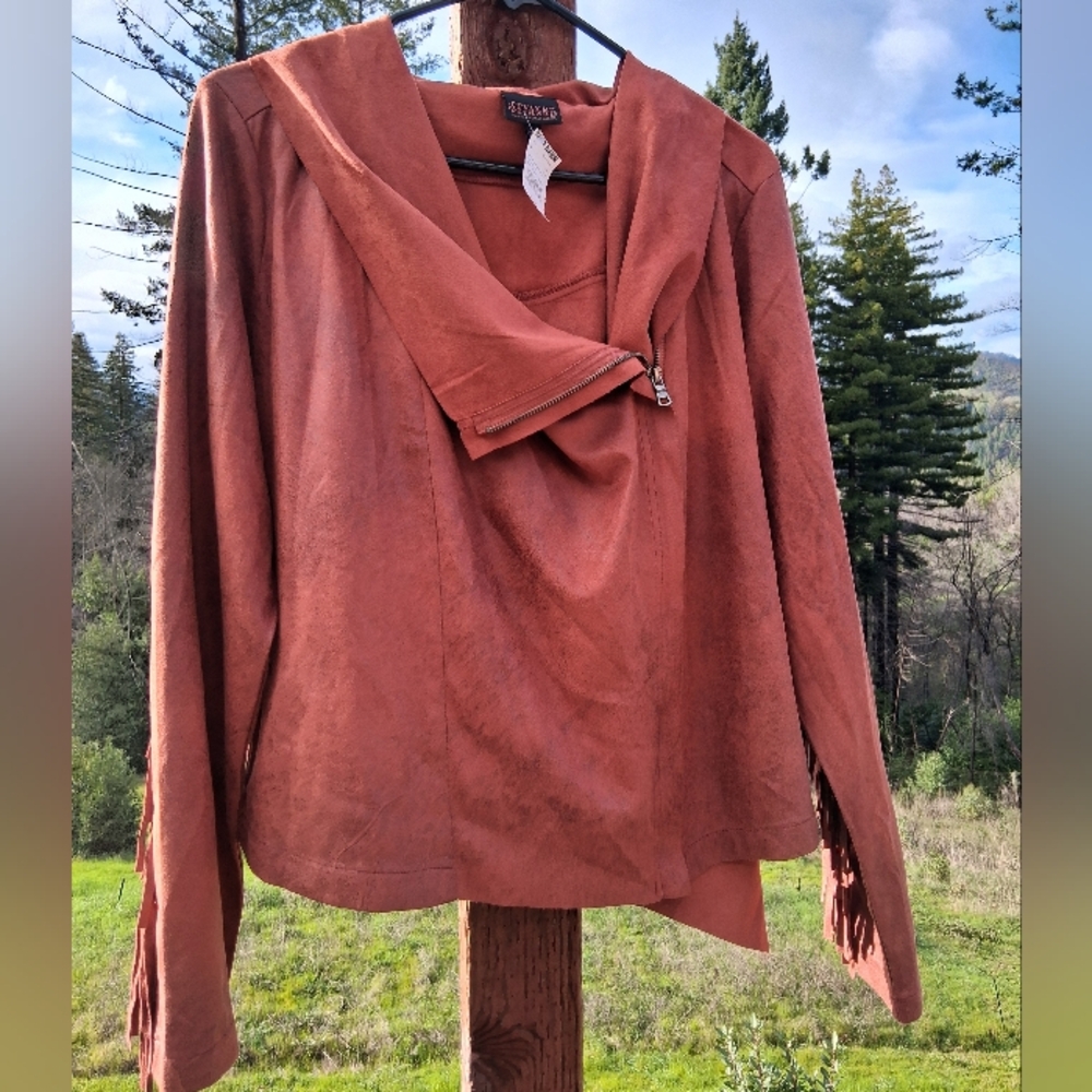 Women's Terracotta Cape Jacket - Picture 3 of 3
